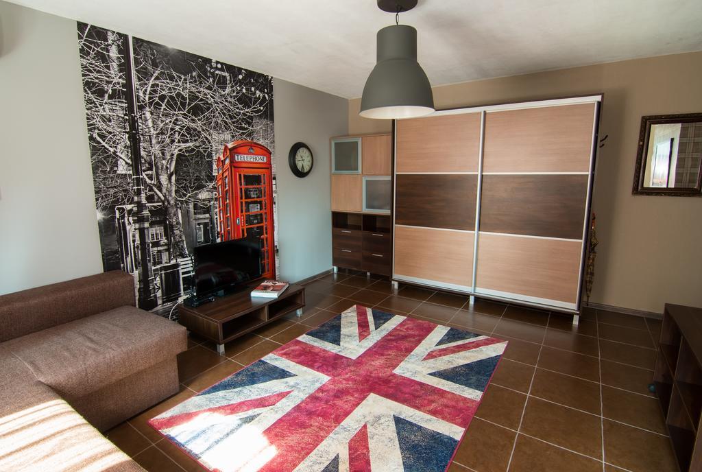 Dragomir Apartments Tcherkassy Chambre photo